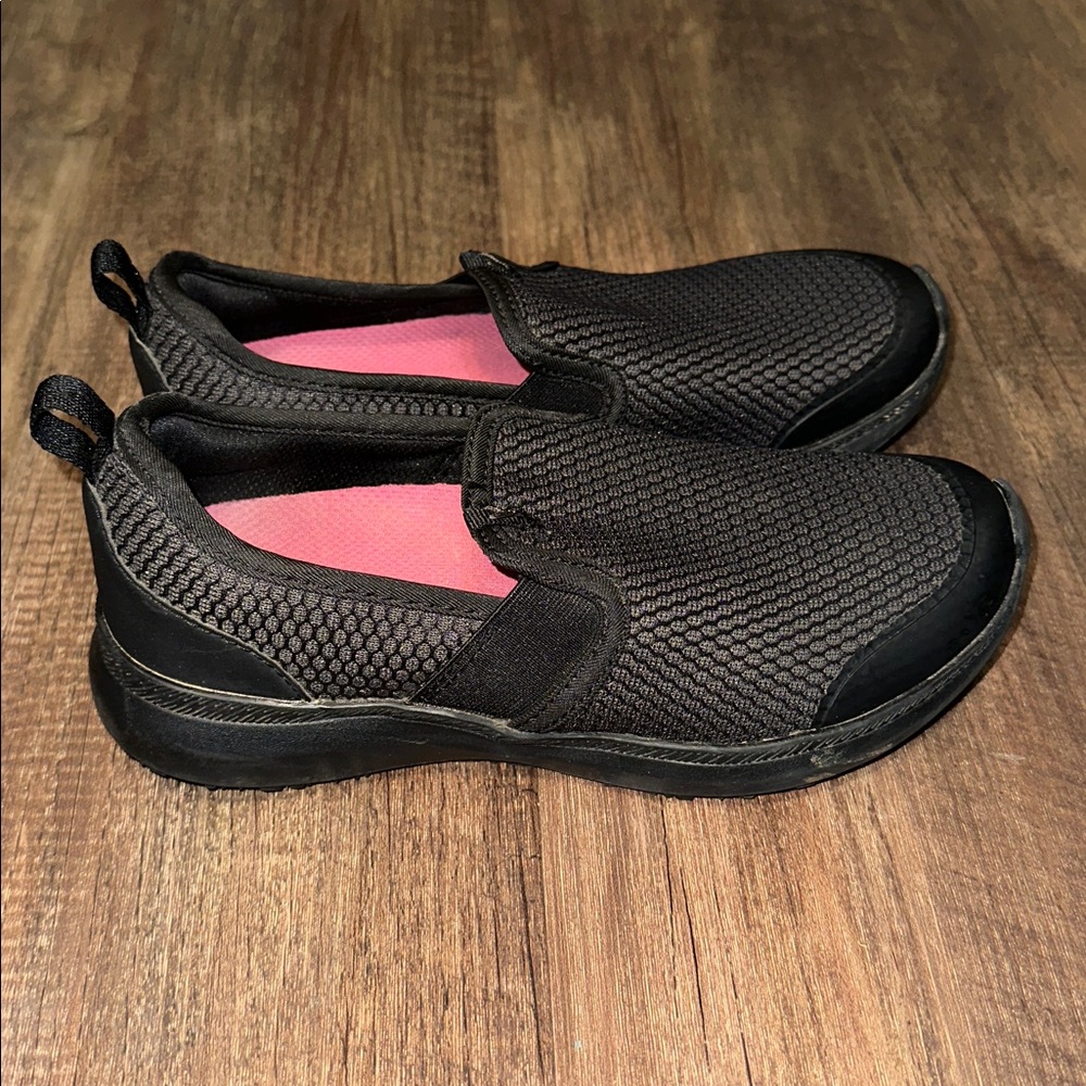 VIONIC JULIANNA PRO SLIP RESISTANT SLIP-ON SNEAKER ELEGANT BLACK SHOES SIZE‎ 6.5